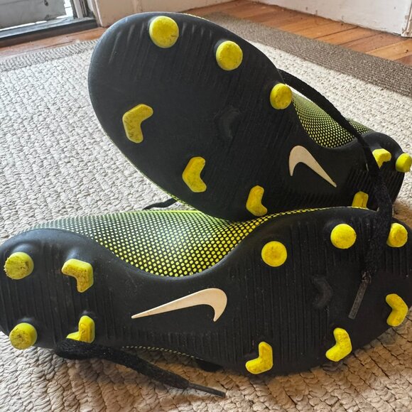 Nike Bravata II FG Soccer Cleats Kids 5.5Y Black Neon Yellow/Green Youth Shoes - Picture 5 of 5